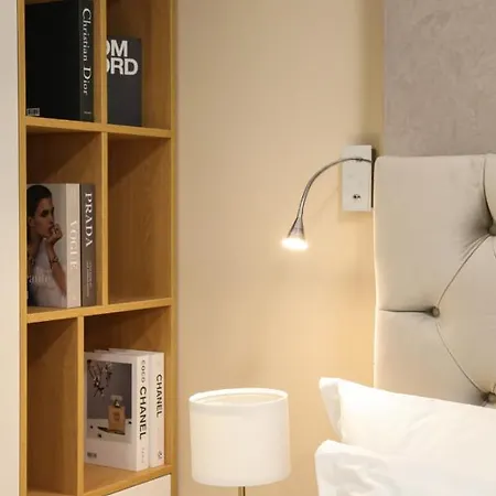 Apartament Royal Blue - Bychoice アパート